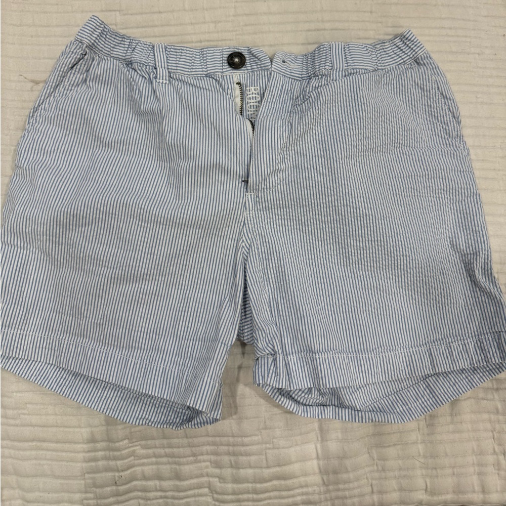 Men’s chubbies sear-sucker shorts large blue and white